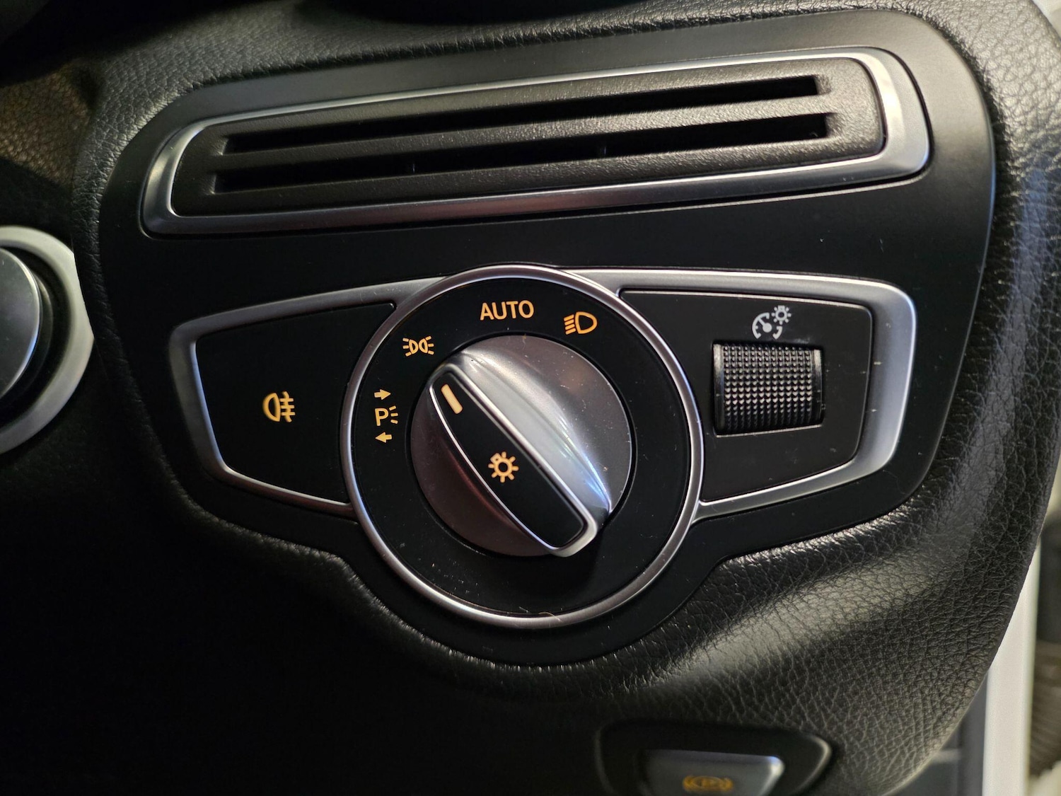 Used Mercedes-Benz C Class 2017 for sale - 77315188: Photo 53