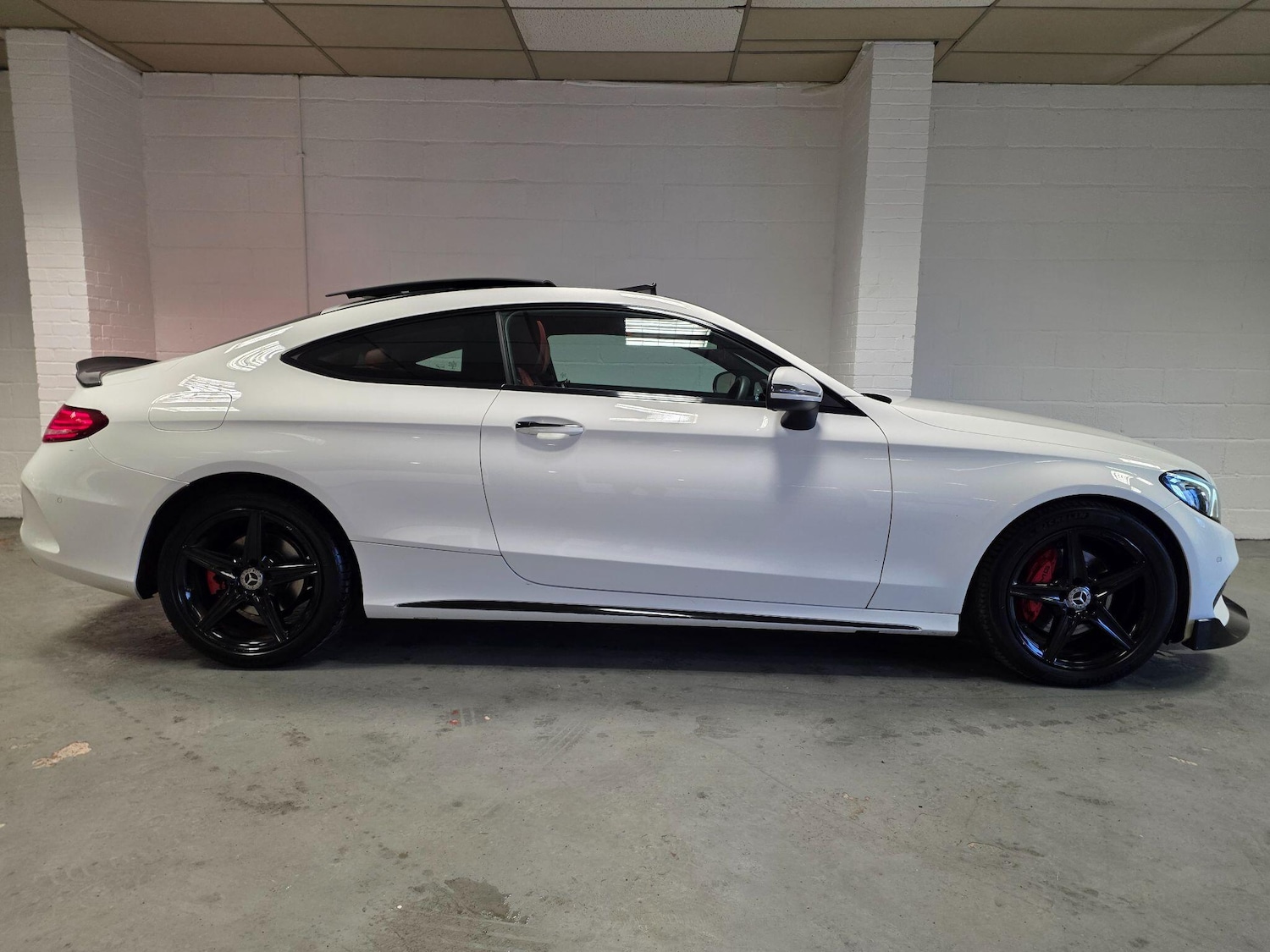 Used Mercedes-Benz C Class 2017 for sale - 77315188: Photo 6