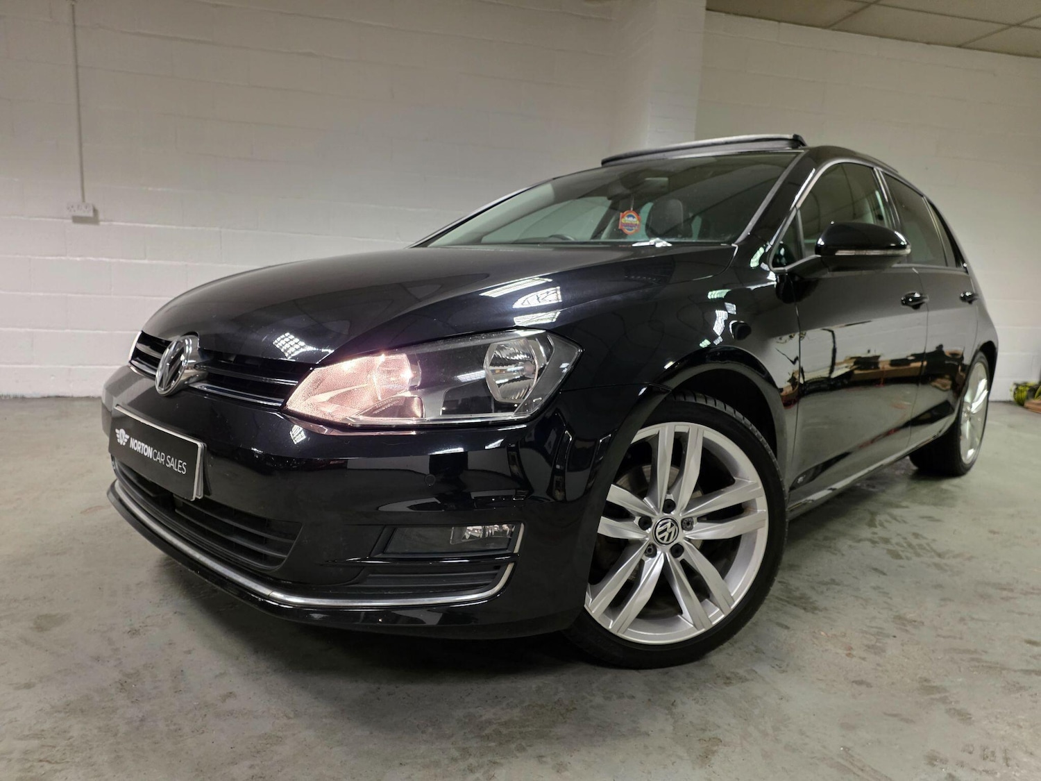 Used Volkswagen Golf 2016 for sale - 77029502: Photo 11