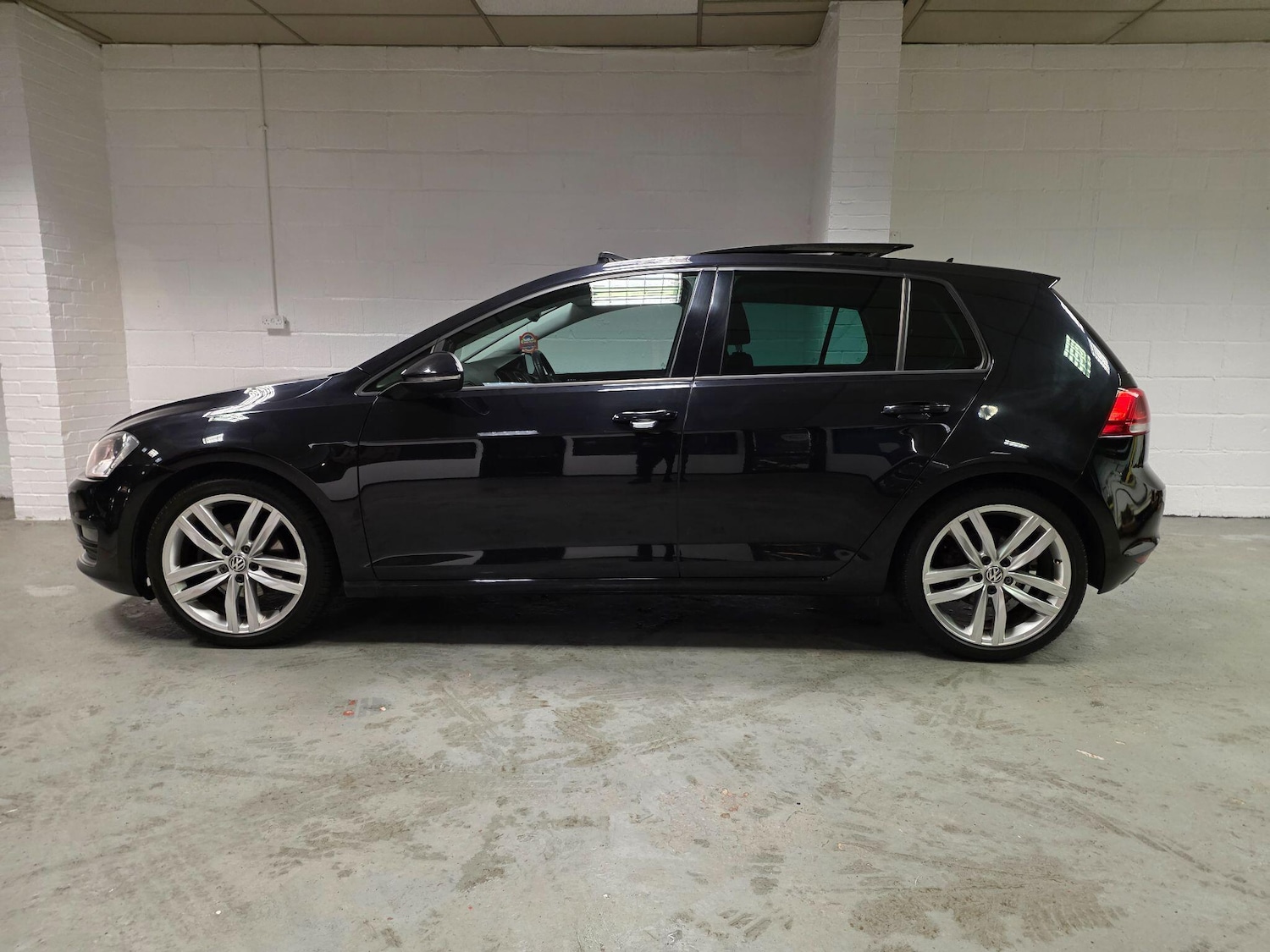 Used Volkswagen Golf 2016 for sale - 77029502: Photo 16