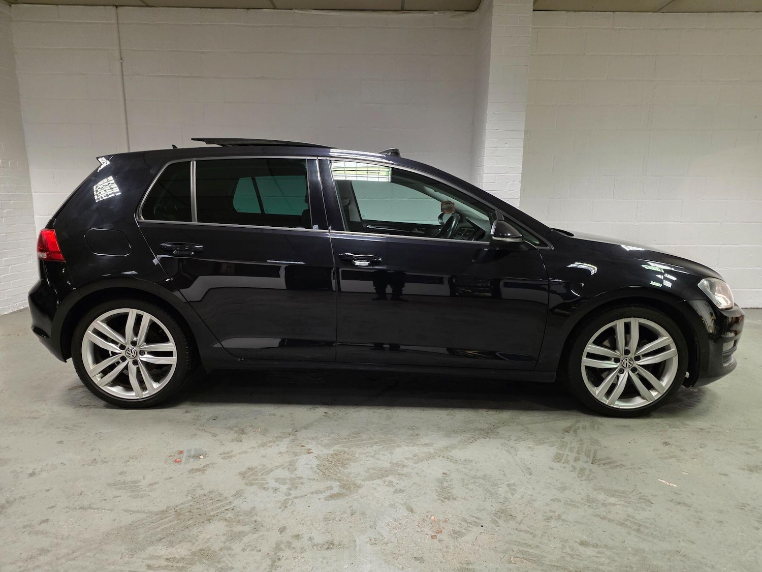Used Volkswagen Golf 2016 for sale - 77029502: Photo 6