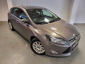 Used Ford Focus 2011 for sale - 75247110: Photo