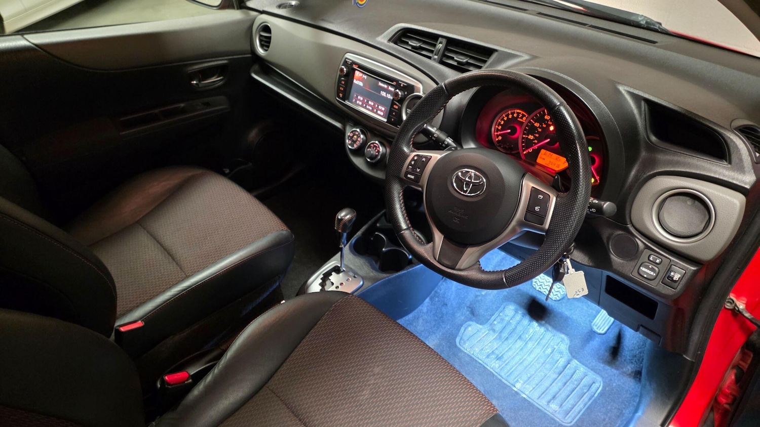 Used Toyota Yaris 2012 for sale - 77695674: Photo 29