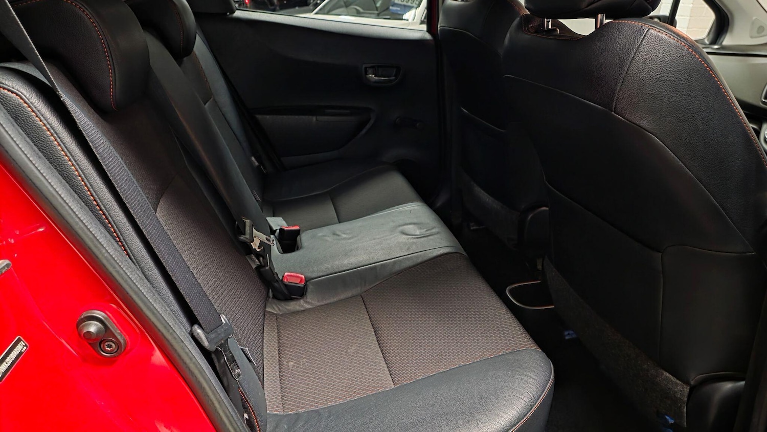 Used Toyota Yaris 2012 for sale - 77695674: Photo 36