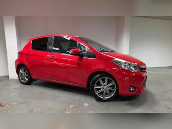 Used Toyota Yaris 2012 for sale - 77695674: Photo