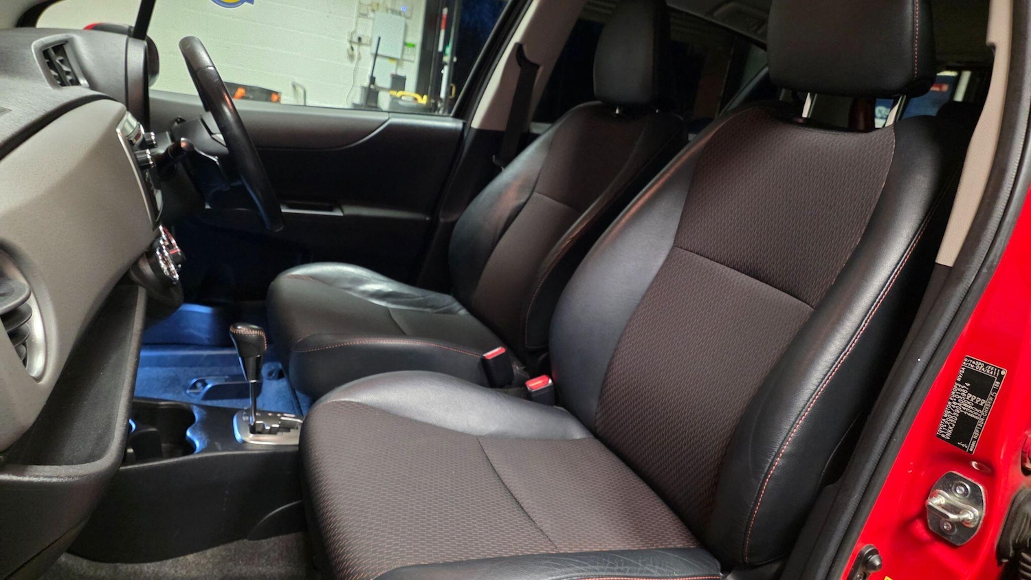 Used Toyota Yaris 2012 for sale - 77695674: Photo 46