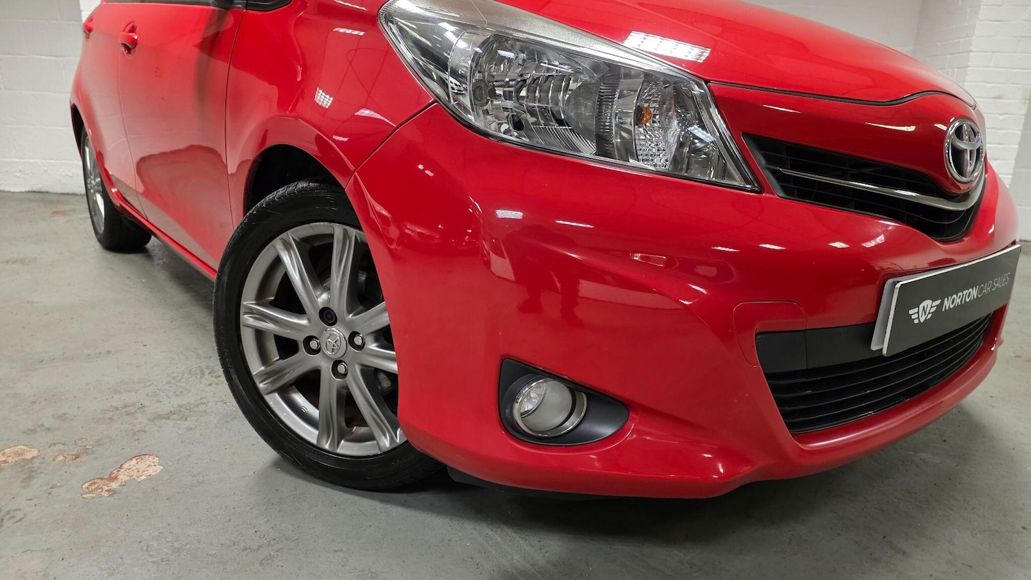 Used Toyota Yaris 2012 for sale - 77695674: Photo 5