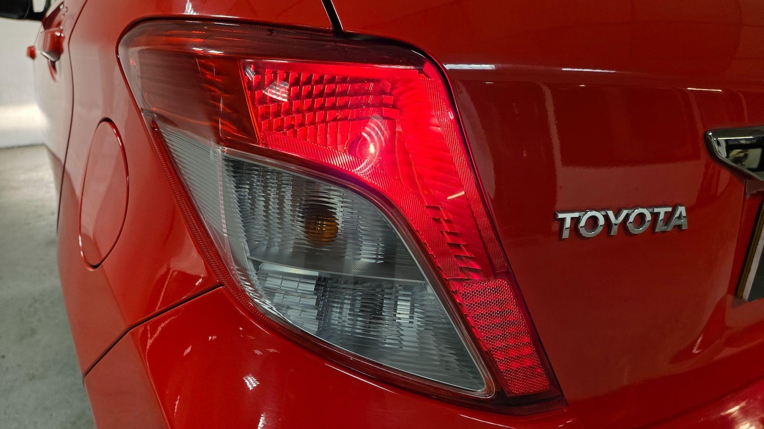 Used Toyota Yaris 2012 for sale - 77695674: Photo 69