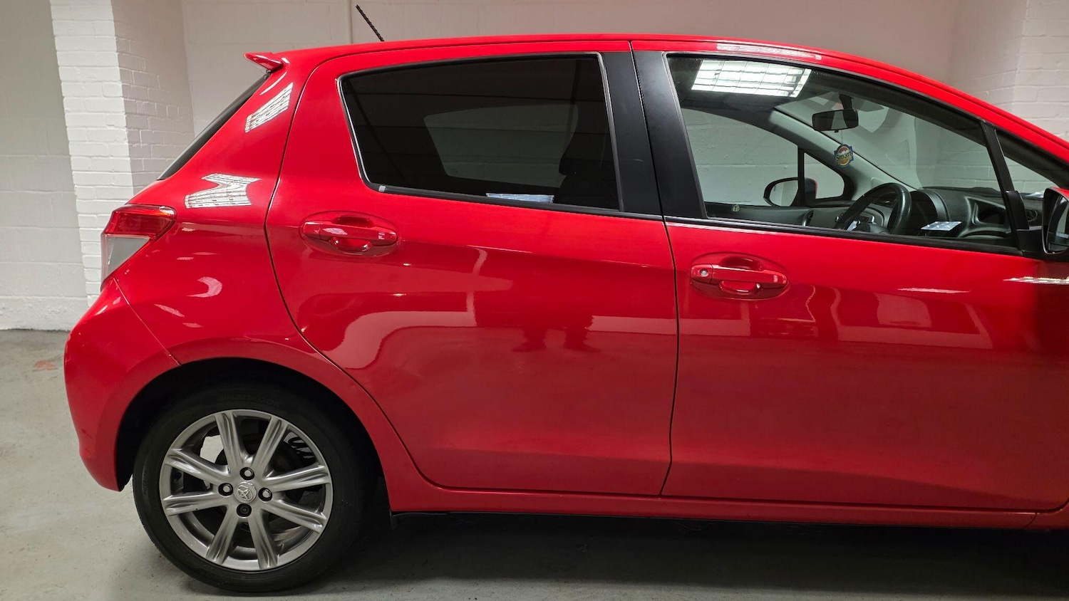 Used Toyota Yaris 2012 for sale - 77695674: Photo 8