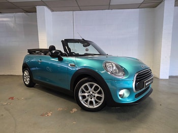 Used MINI Convertible 2016 for sale - 79188352: Photo