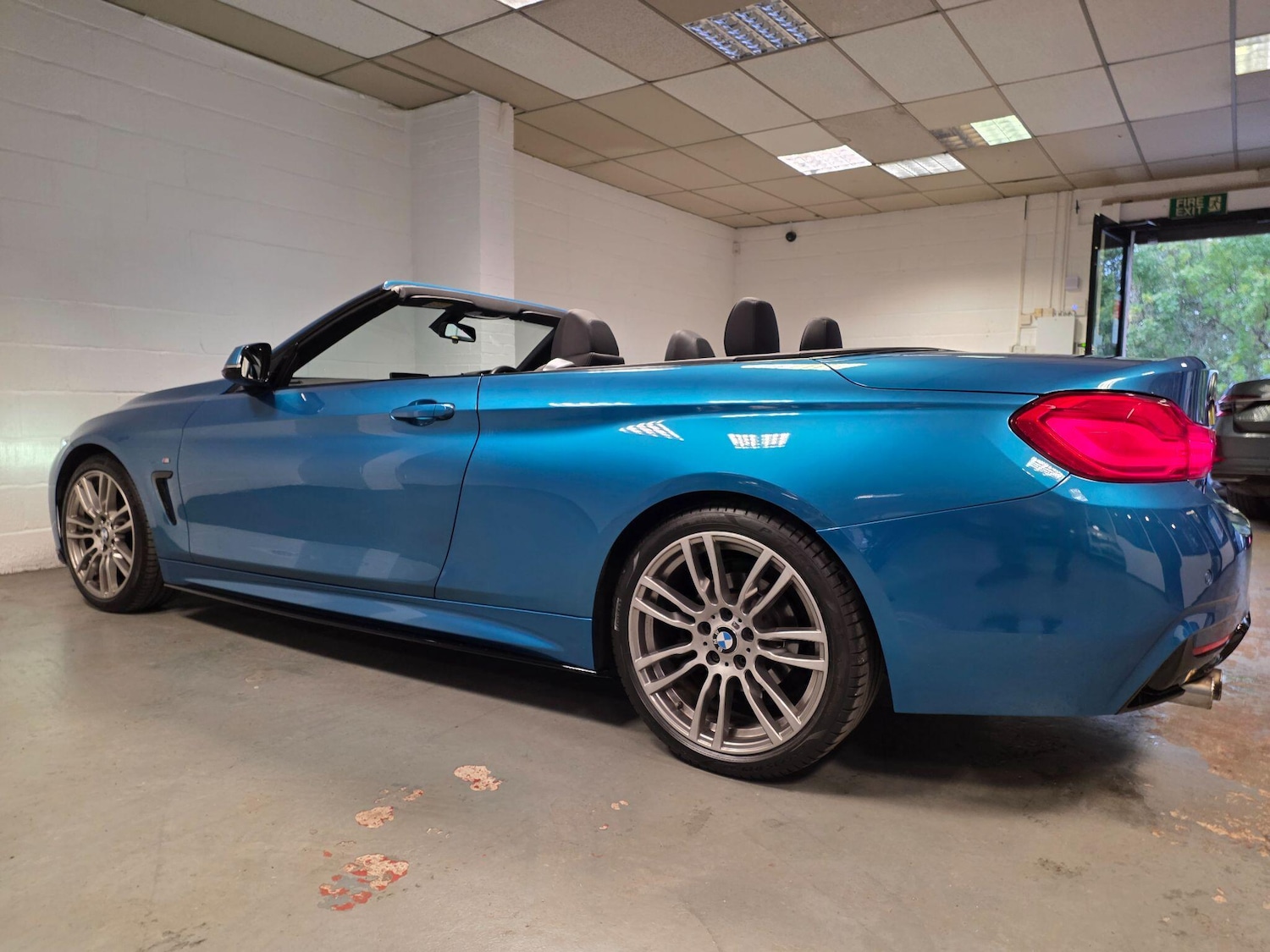 Used BMW 4 Series 2017 for sale - 76085075: Photo 28
