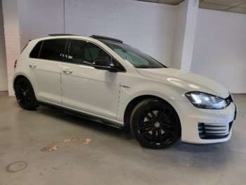 Used Volkswagen Golf 2016 for sale - 74363130: Photo