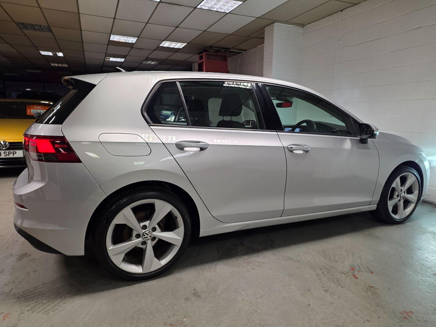 Used Volkswagen Golf 2021 for sale - 76742496: Photo 22