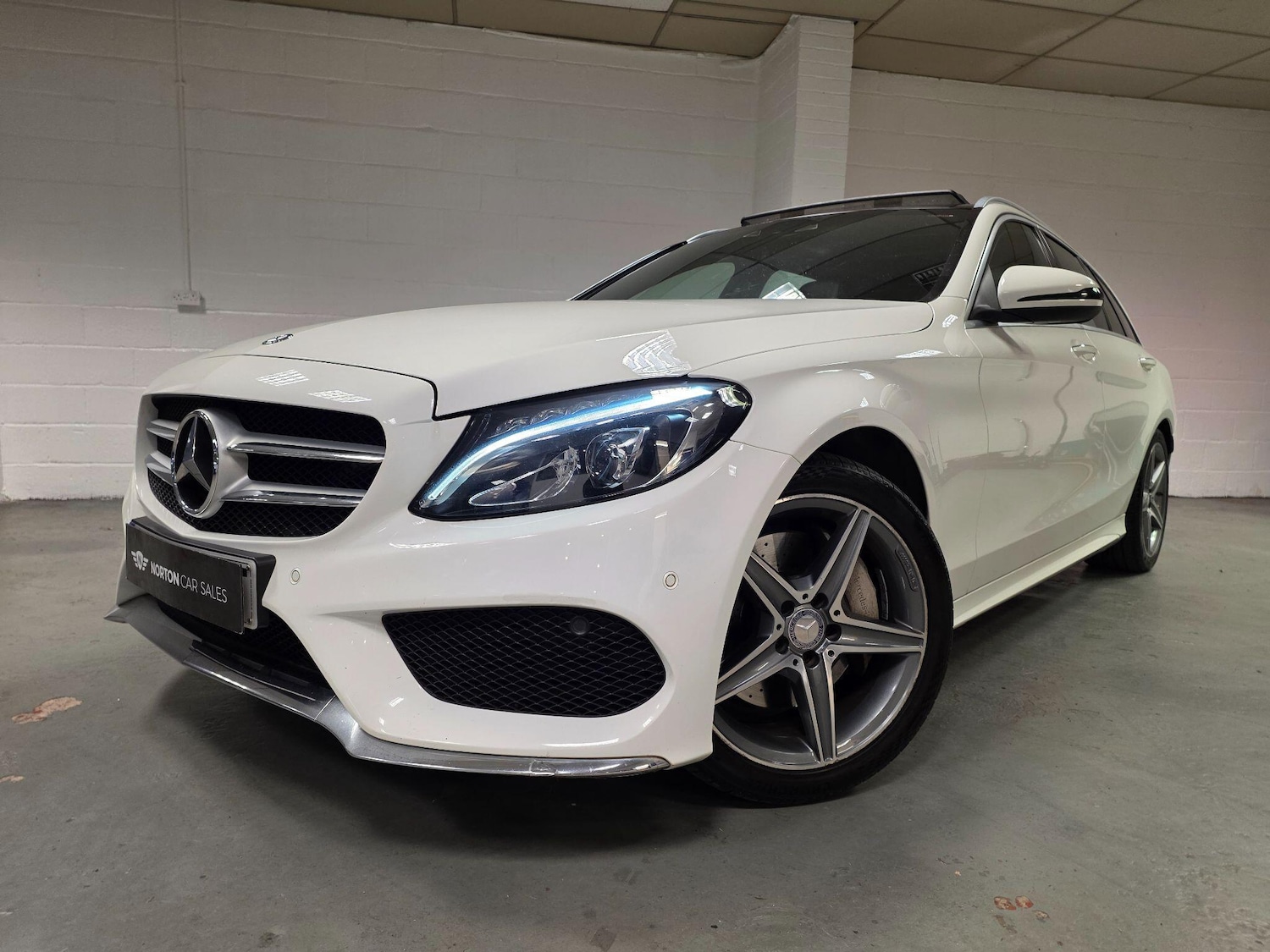 Used Mercedes-Benz C Class 2014 for sale - 76522384: Photo 11