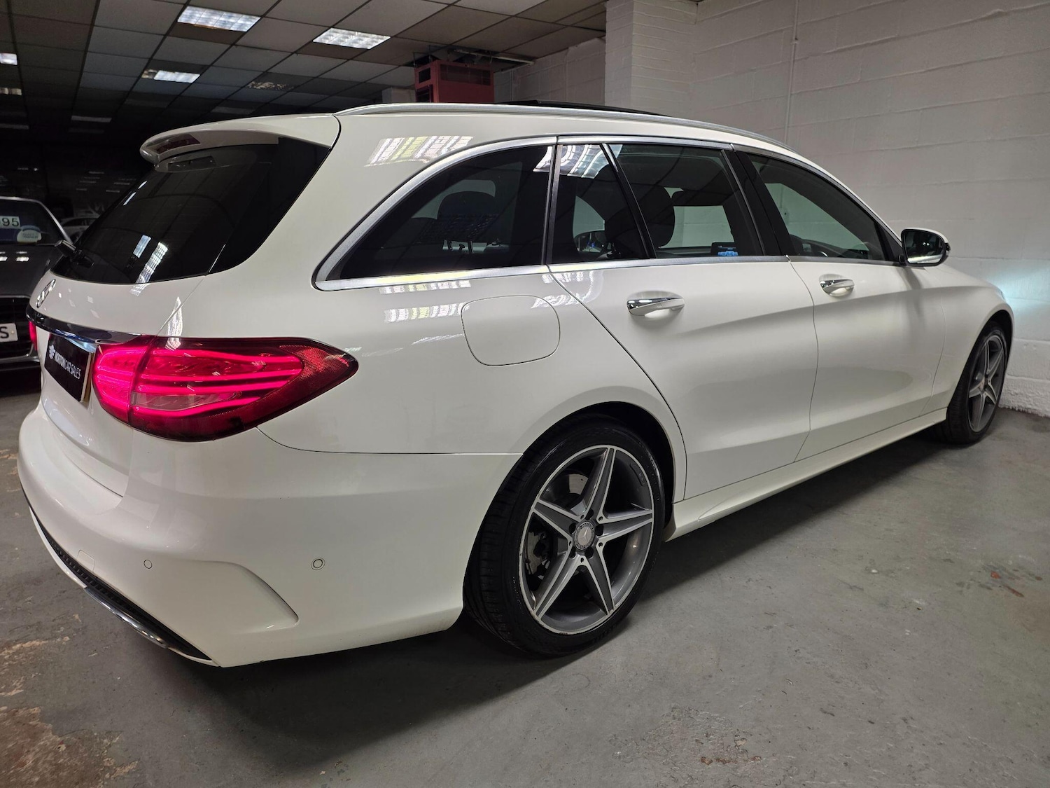 Used Mercedes-Benz C Class 2014 for sale - 76522384: Photo 21