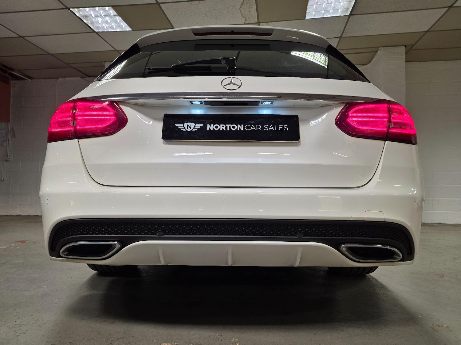 Used Mercedes-Benz C Class 2014 for sale - 76522384: Photo 24