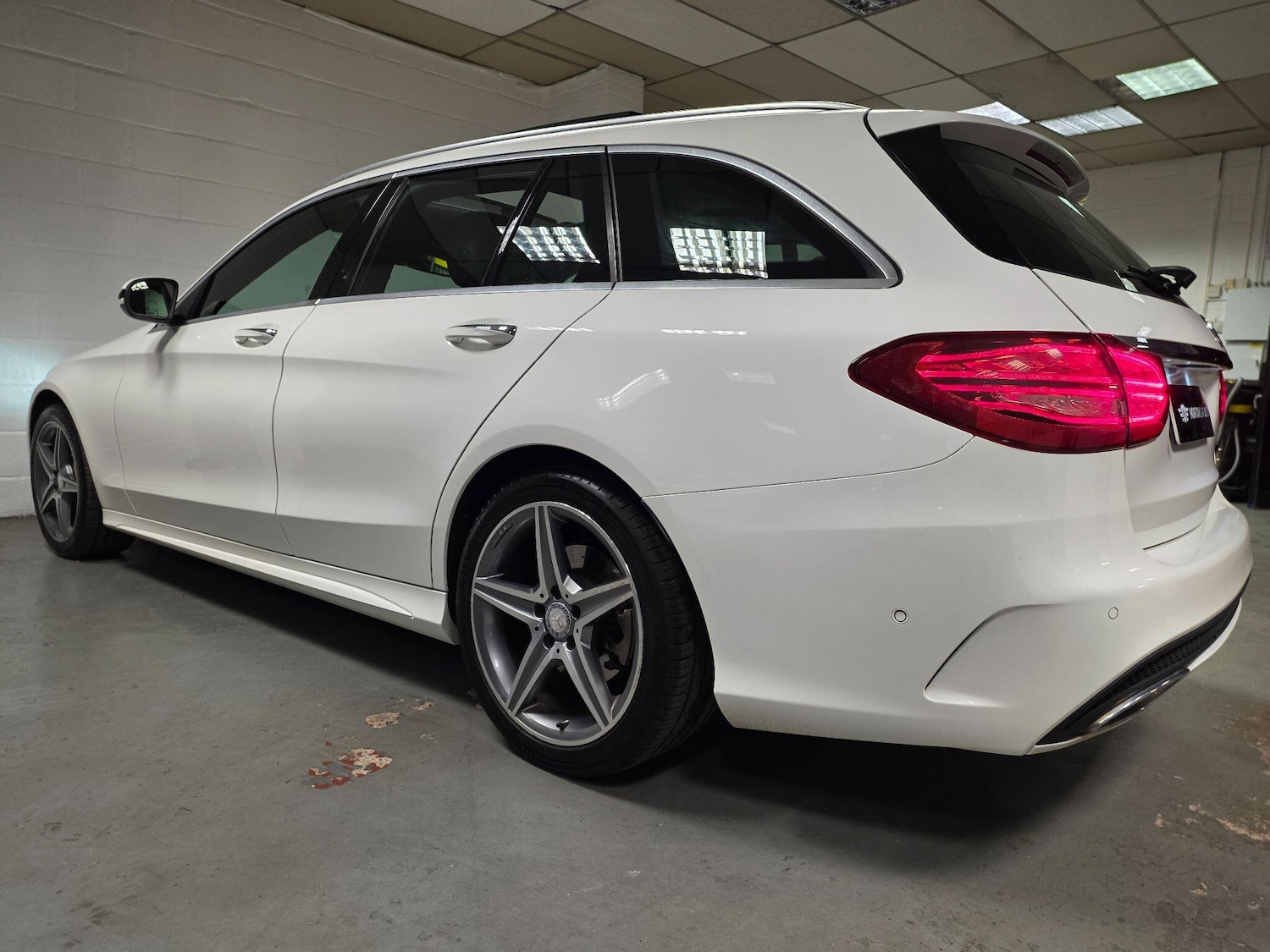 Used Mercedes-Benz C Class 2014 for sale - 76522384: Photo 27