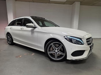 Used Mercedes-Benz C Class 2014 for sale - 76522384: Photo