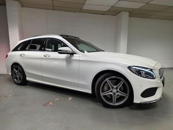 Used Mercedes-Benz C Class 2014 for sale - 76522384: Photo