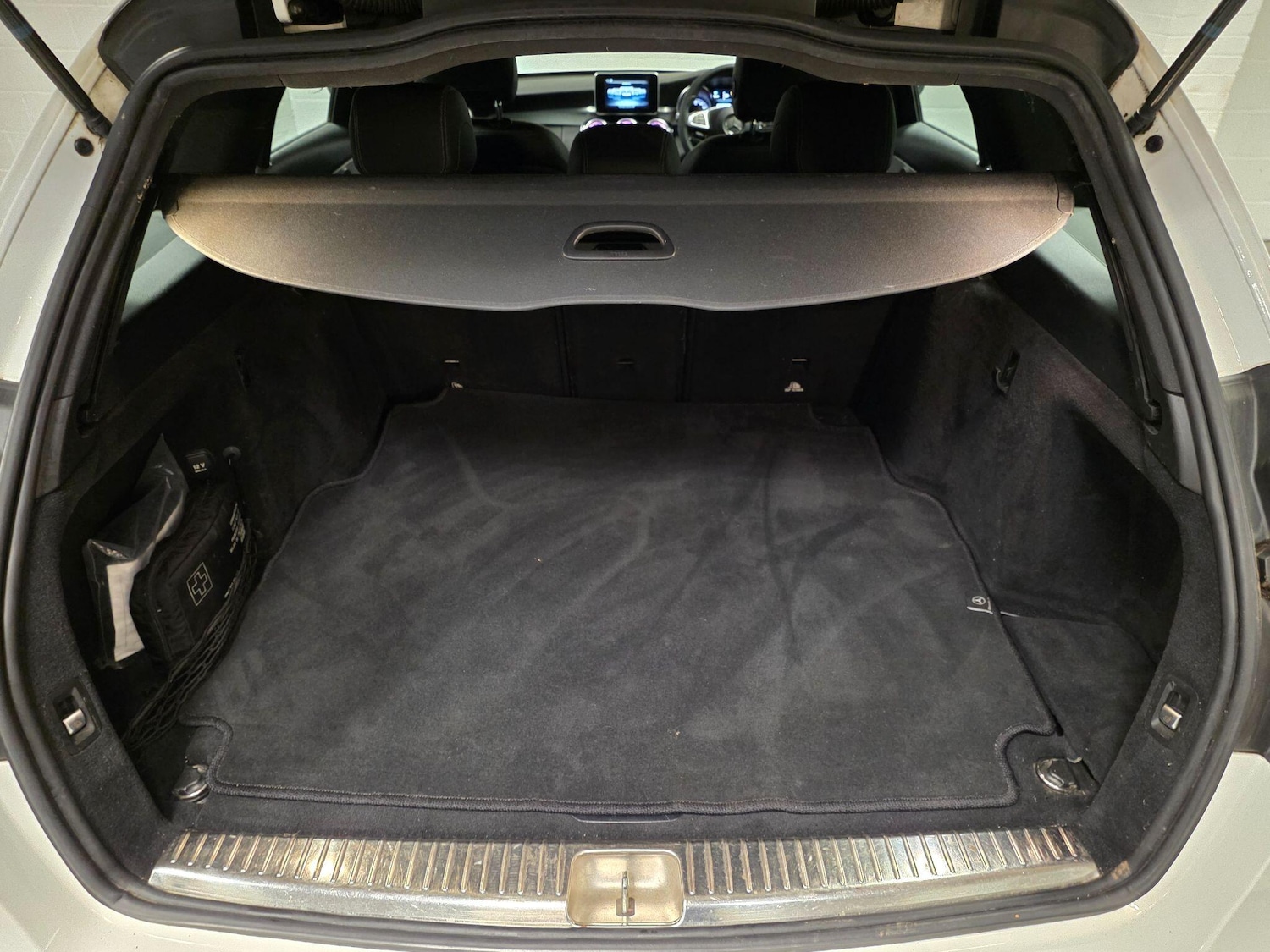 Used Mercedes-Benz C Class 2014 for sale - 76522384: Photo 42