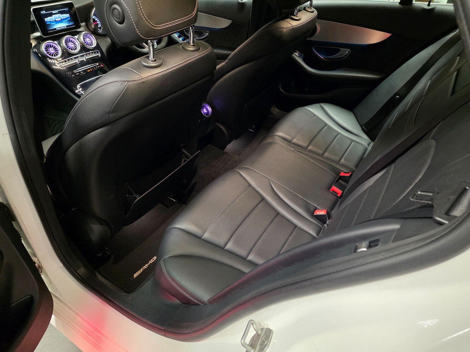 Used Mercedes-Benz C Class 2014 for sale - 76522384: Photo 44