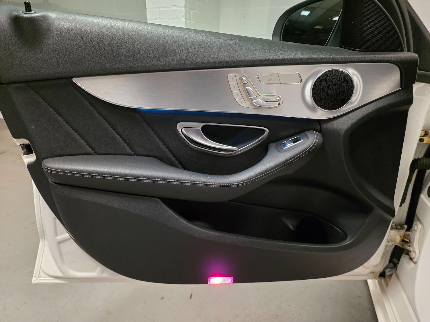 Used Mercedes-Benz C Class 2014 for sale - 76522384: Photo 53