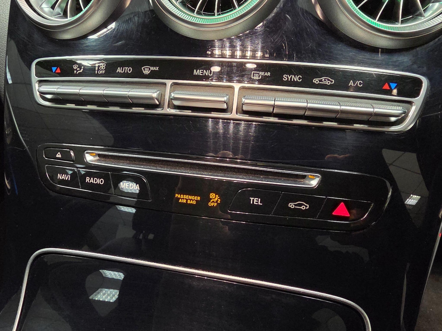 Used Mercedes-Benz C Class 2014 for sale - 76522384: Photo 69