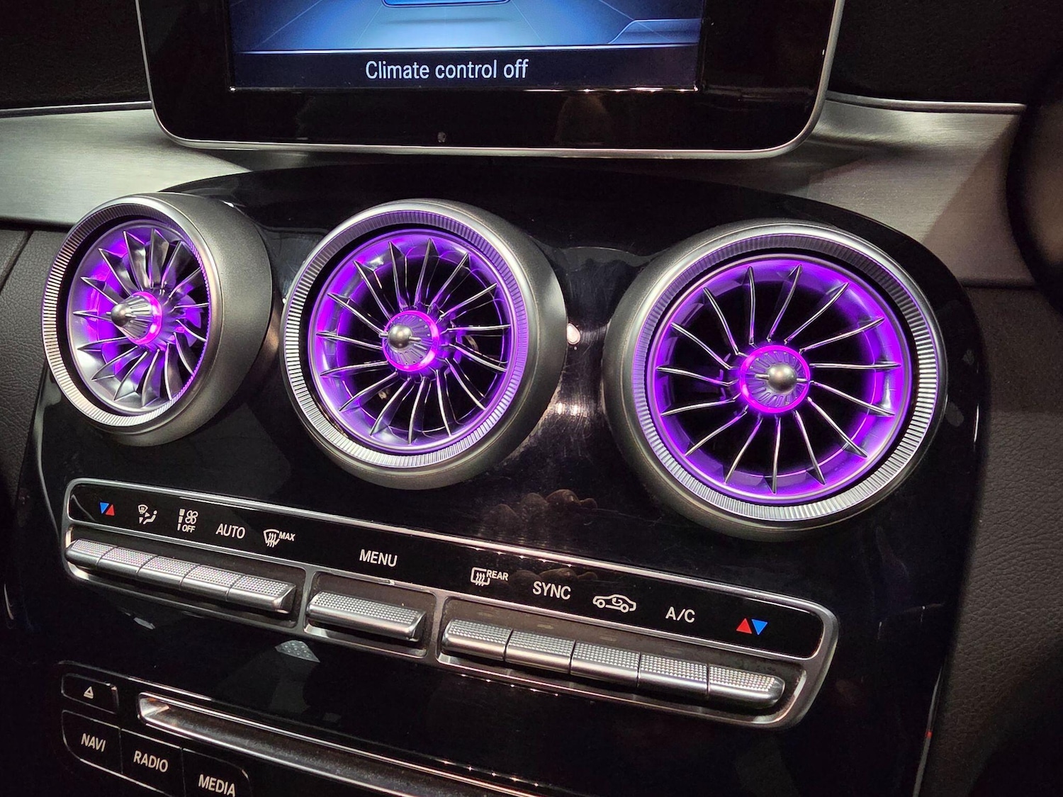 Used Mercedes-Benz C Class 2014 for sale - 76522384: Photo 70