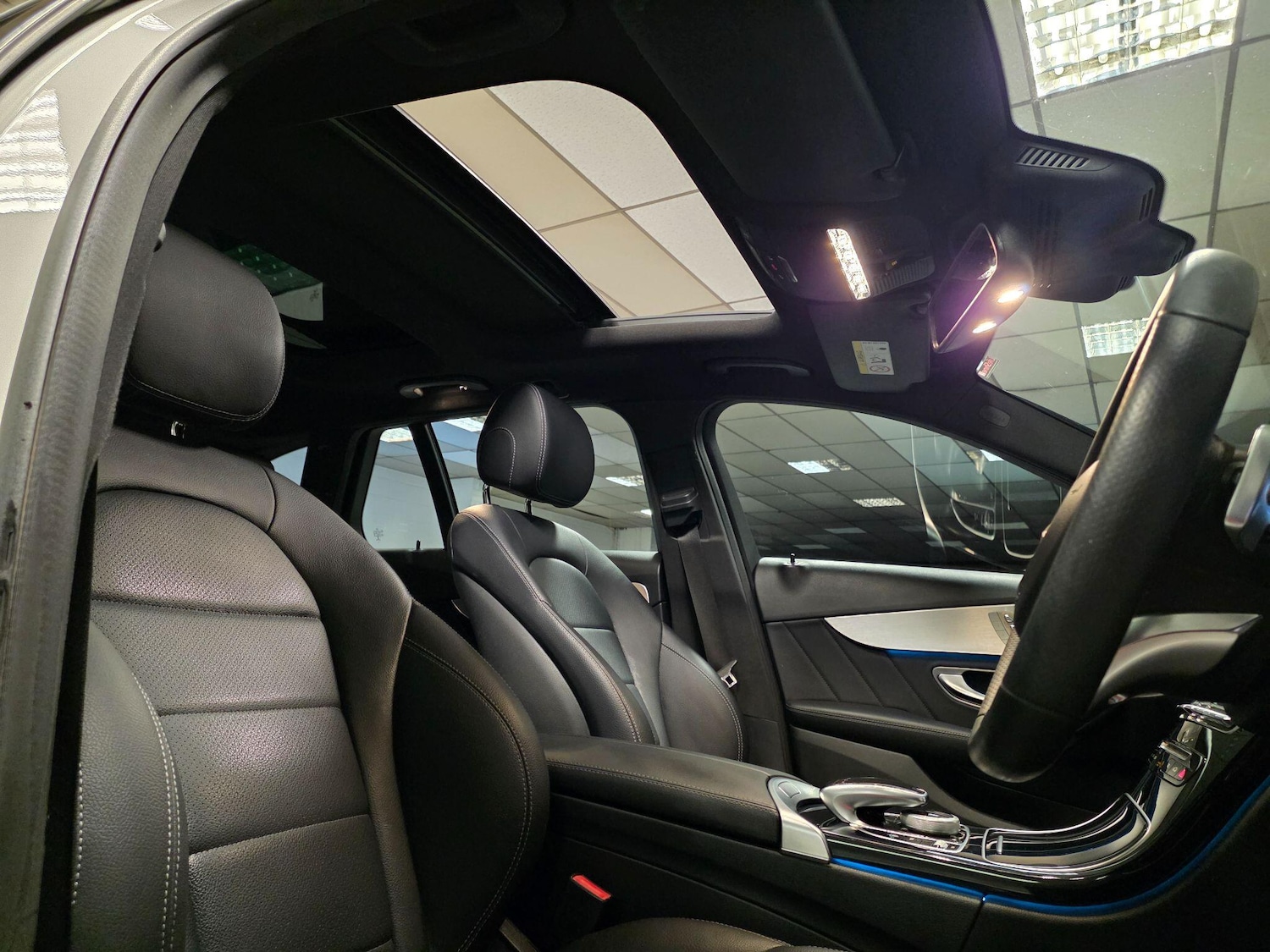 Used Mercedes-Benz C Class 2014 for sale - 76522384: Photo 83