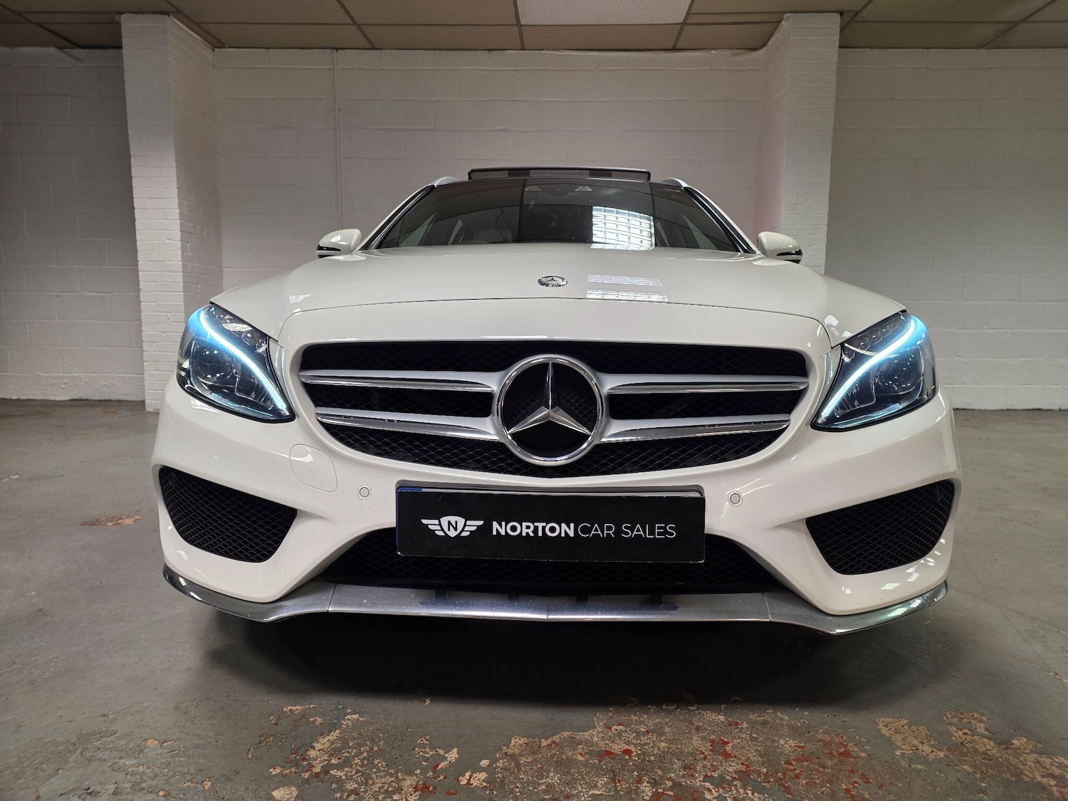 Used Mercedes-Benz C Class 2014 for sale - 76522384: Photo 9