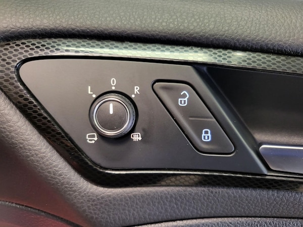 Used Volkswagen Golf 2013 for sale - 75493102: Photo 50