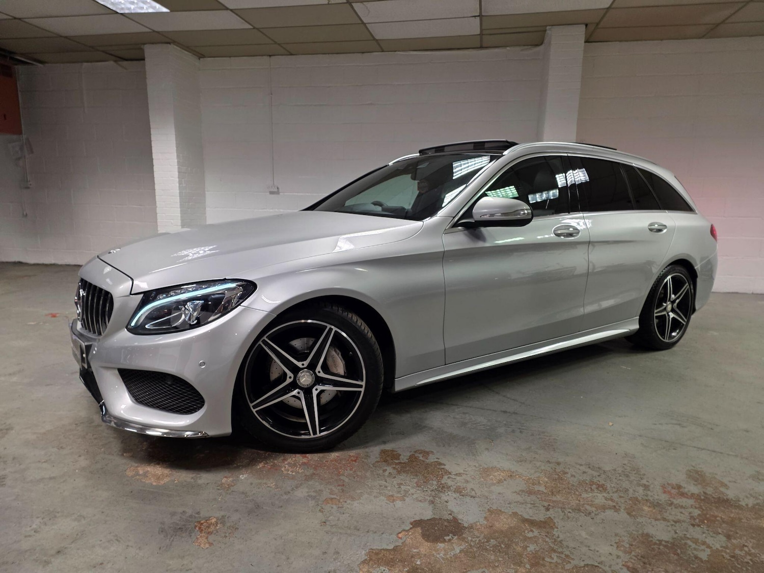 Used Mercedes-Benz C Class 2015 for sale - 77029556: Photo 13