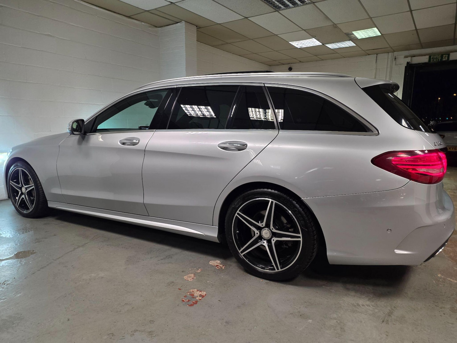 Used Mercedes-Benz C Class 2015 for sale - 77029556: Photo 28