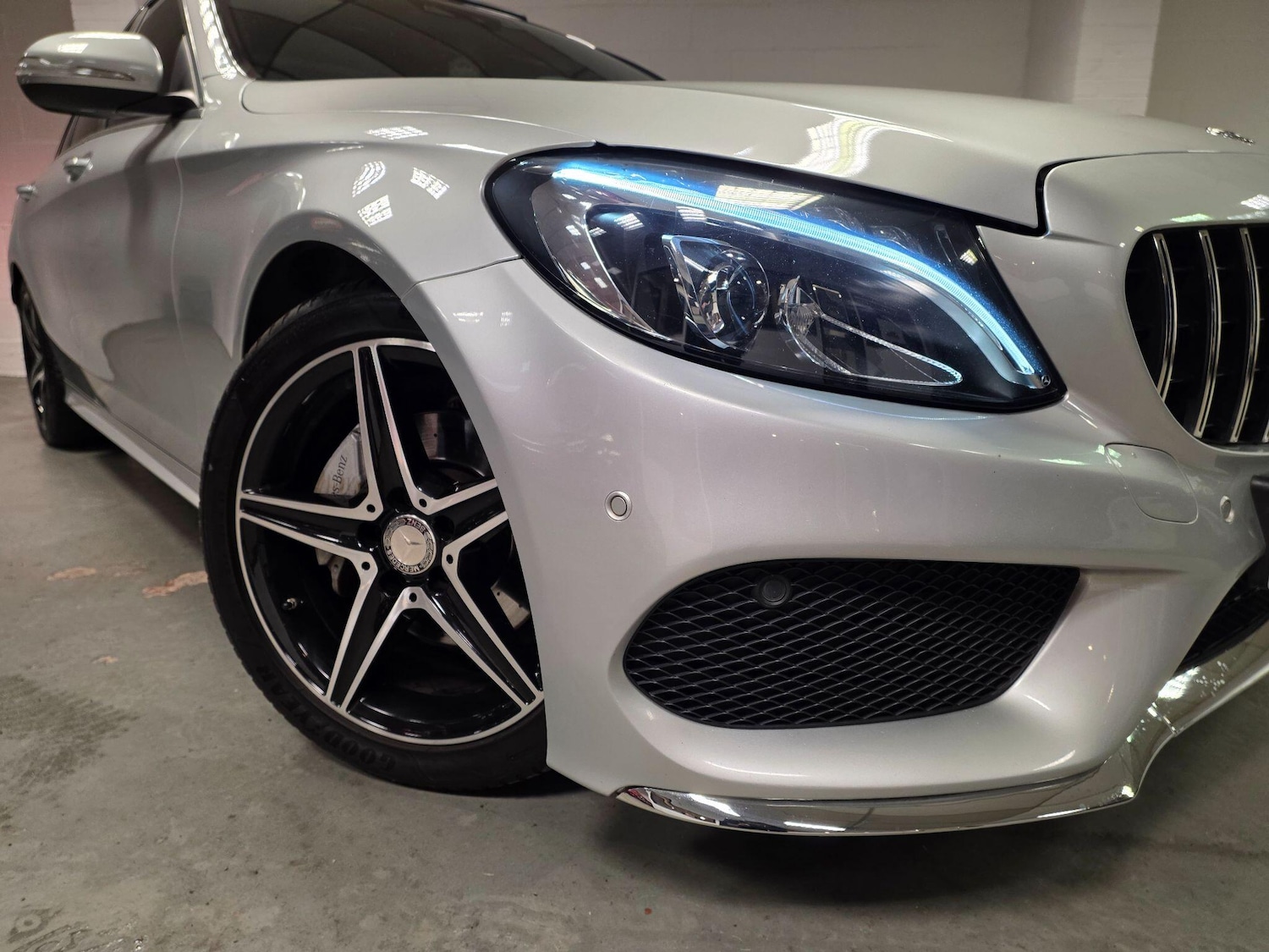 Used Mercedes-Benz C Class 2015 for sale - 77029556: Photo 5