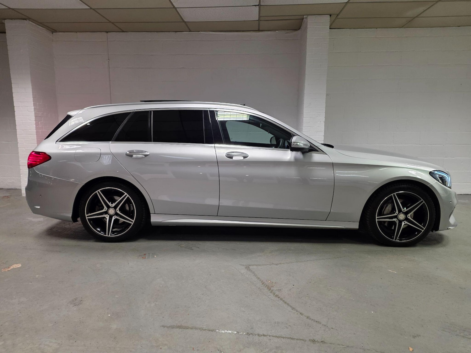 Used Mercedes-Benz C Class 2015 for sale - 77029556: Photo 6