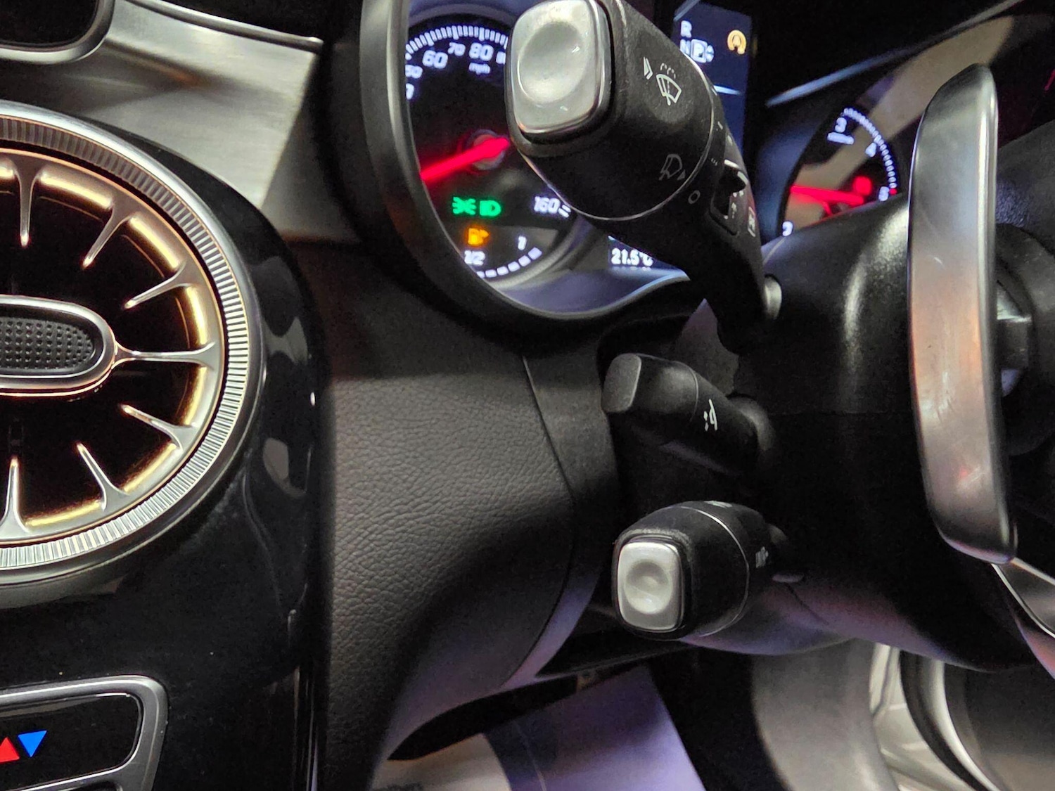 Used Mercedes-Benz C Class 2015 for sale - 77029556: Photo 70