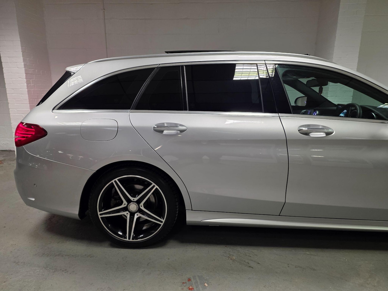 Used Mercedes-Benz C Class 2015 for sale - 77029556: Photo 8