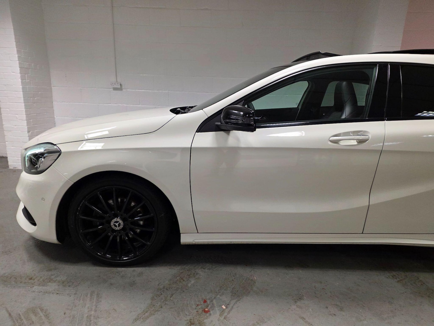 Used Mercedes-Benz A-Class 2017 for sale - 77695419: Photo 18