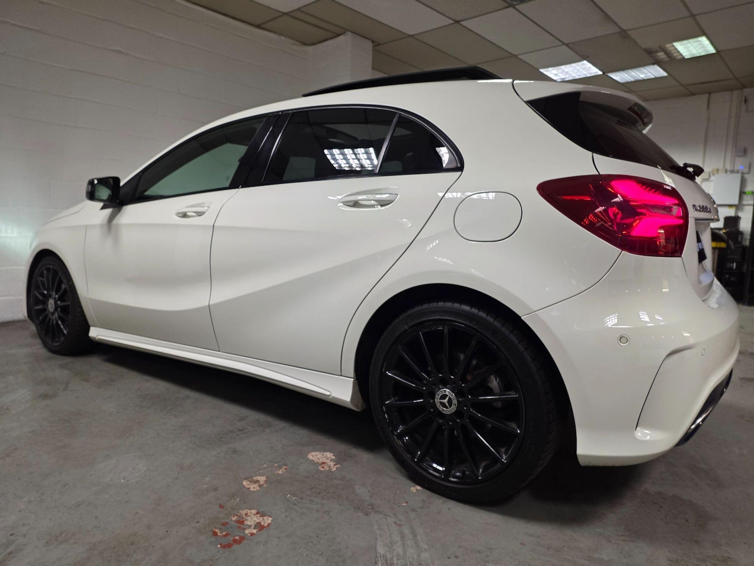 Used Mercedes-Benz A-Class 2017 for sale - 77695419: Photo 27