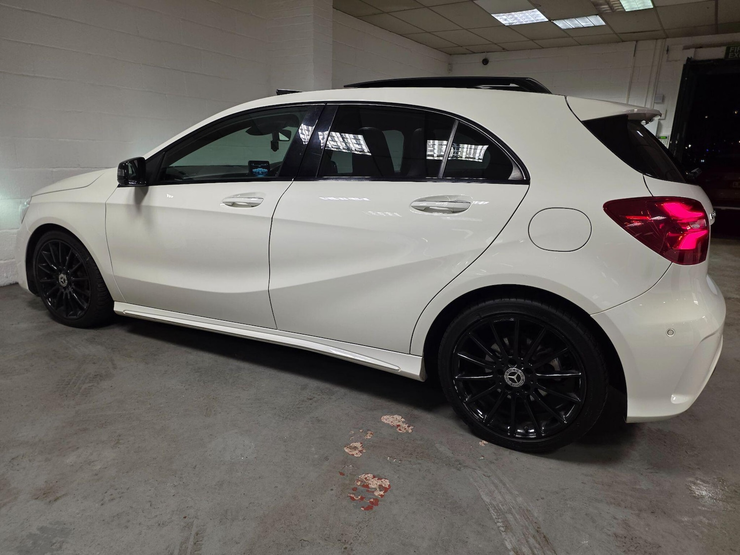 Used Mercedes-Benz A-Class 2017 for sale - 77695419: Photo 28