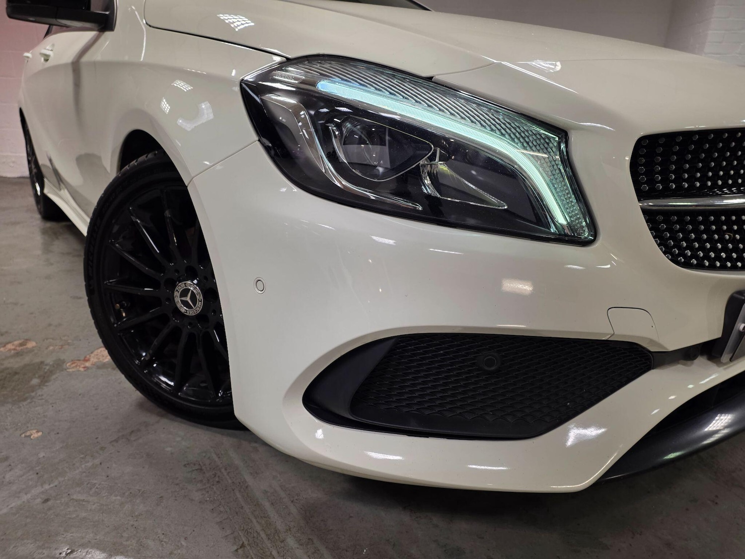 Used Mercedes-Benz A-Class 2017 for sale - 77695419: Photo 5