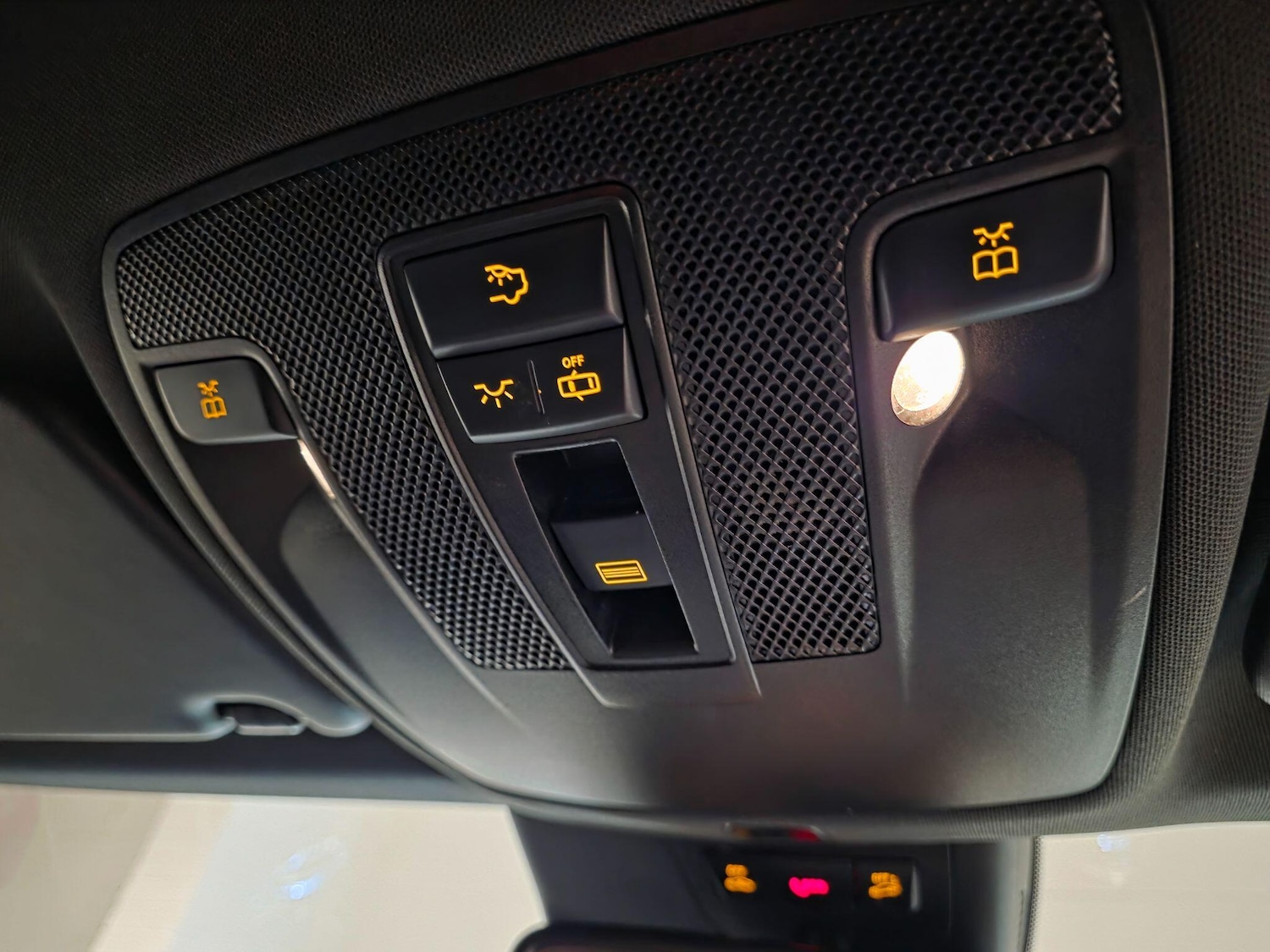 Used Mercedes-Benz A-Class 2017 for sale - 77695419: Photo 75