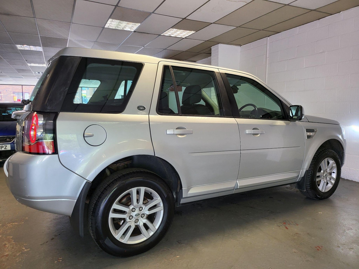 Vehicle 21