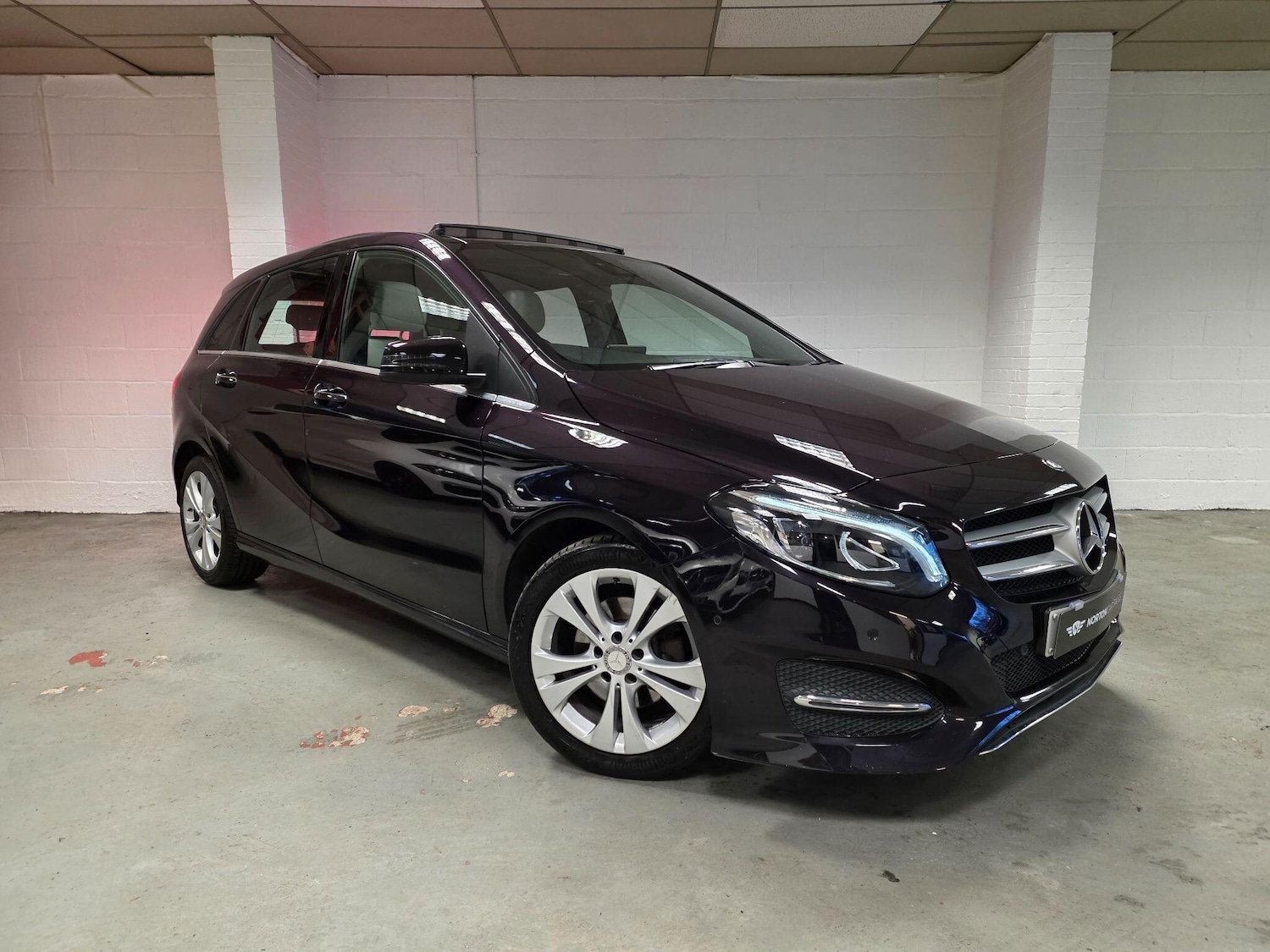 Used Mercedes-Benz B Class 2016 for sale - 77695349: Photo 2