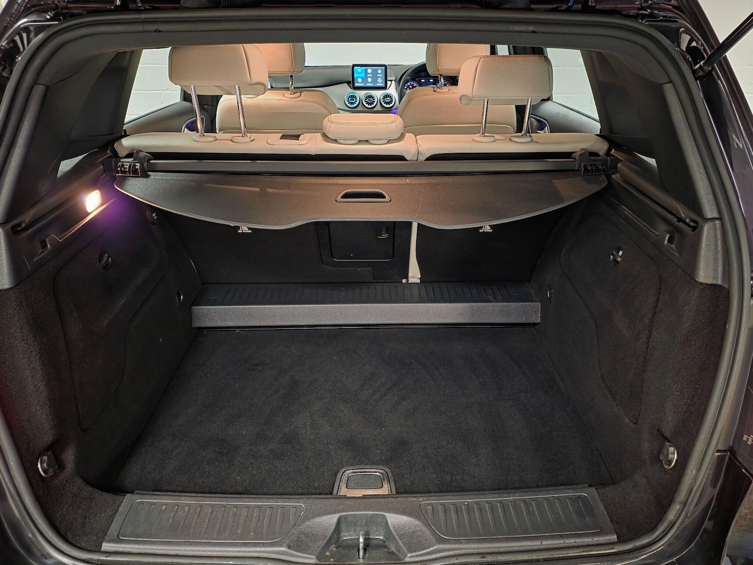 Used Mercedes-Benz B Class 2016 for sale - 77695349: Photo 45