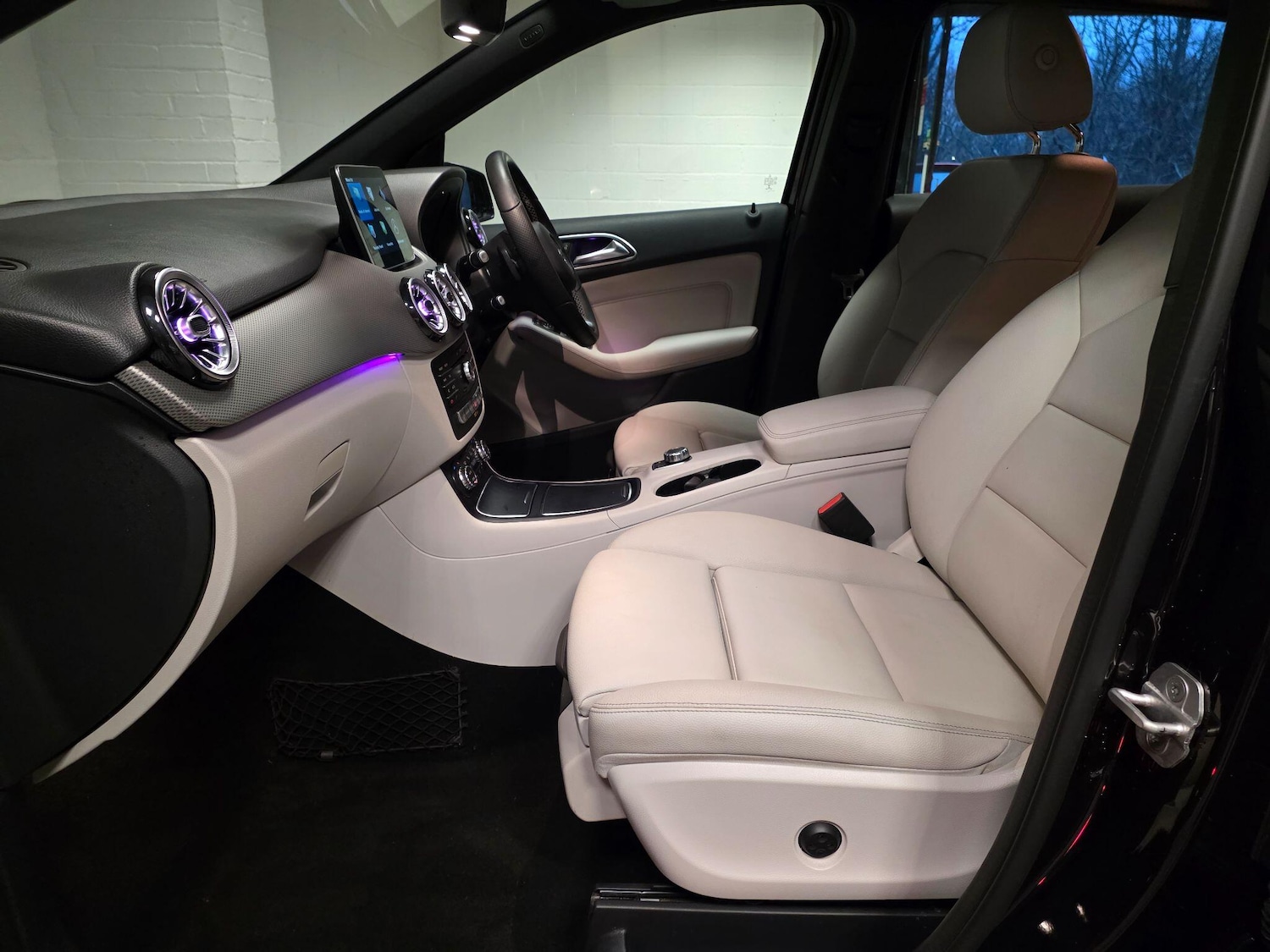 Used Mercedes-Benz B Class 2016 for sale - 77695349: Photo 50