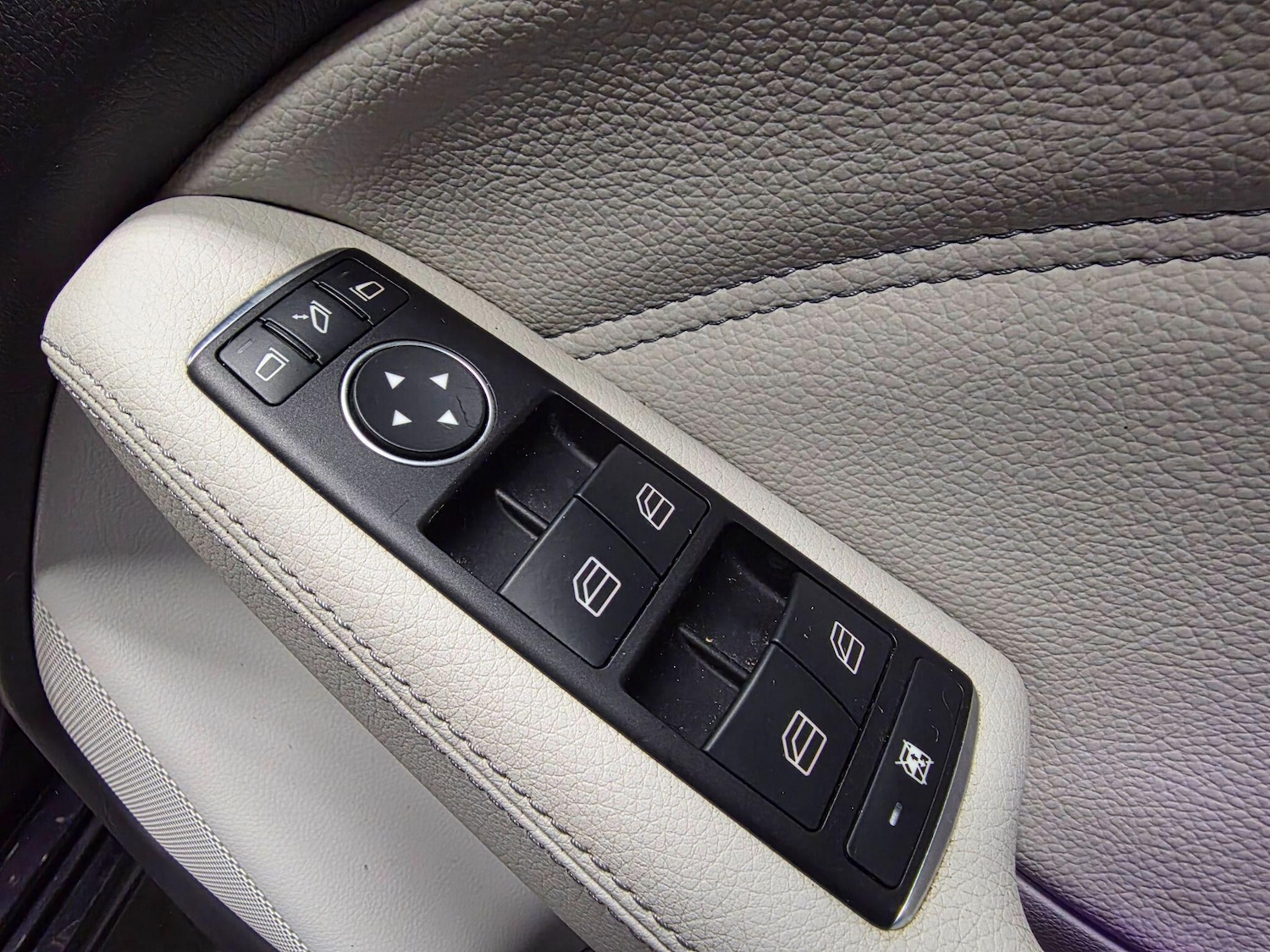 Used Mercedes-Benz B Class 2016 for sale - 77695349: Photo 59