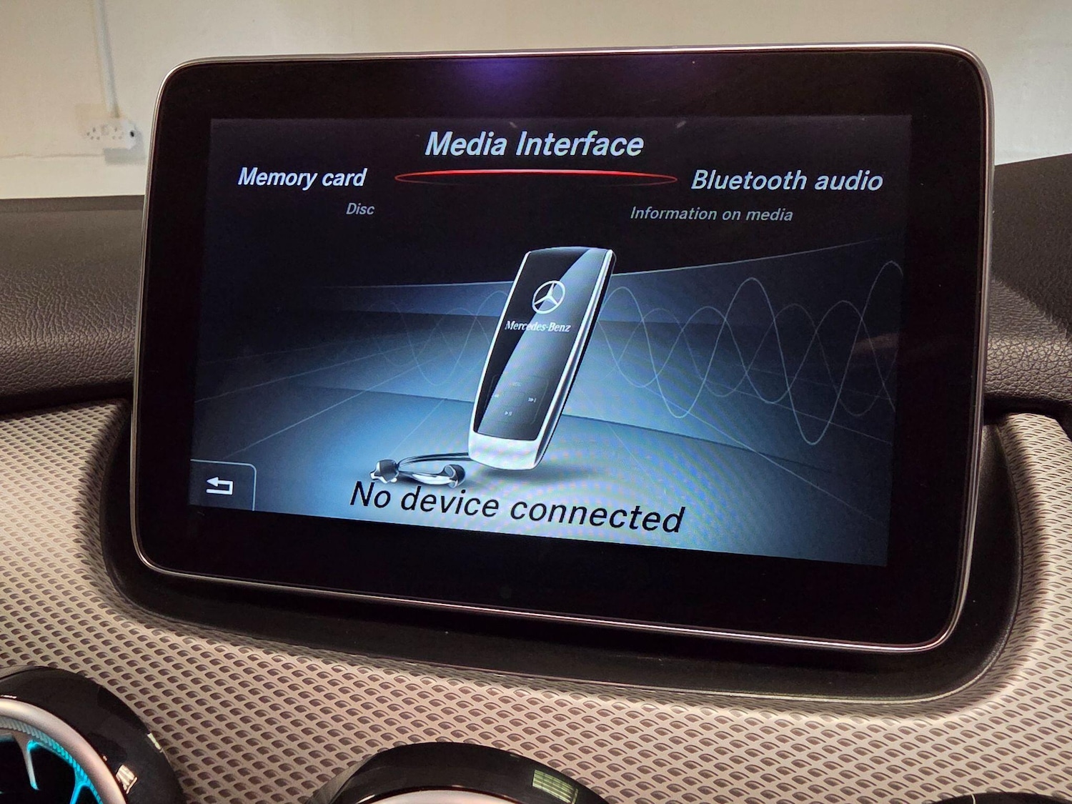 Used Mercedes-Benz B Class 2016 for sale - 77695349: Photo 74