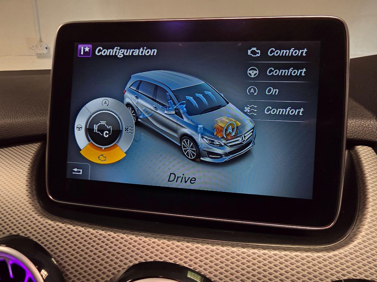 Used Mercedes-Benz B Class 2016 for sale - 77695349: Photo 78