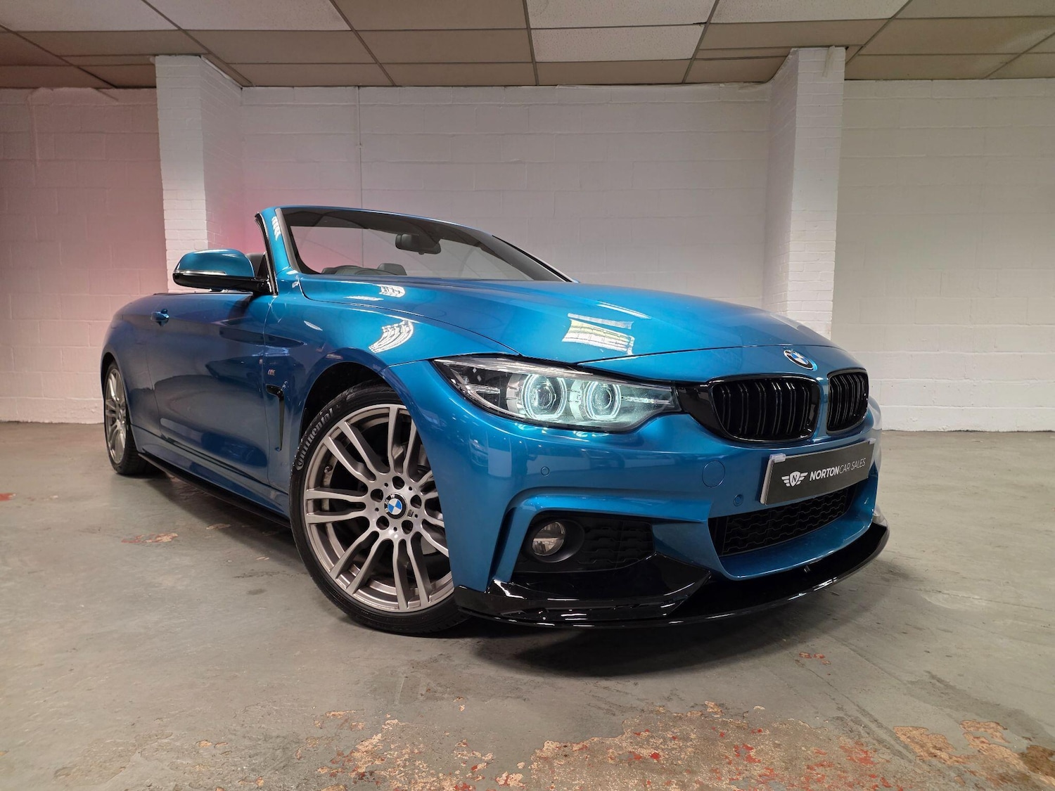 Used BMW 4 Series 2017 for sale - 76988689: Photo 2